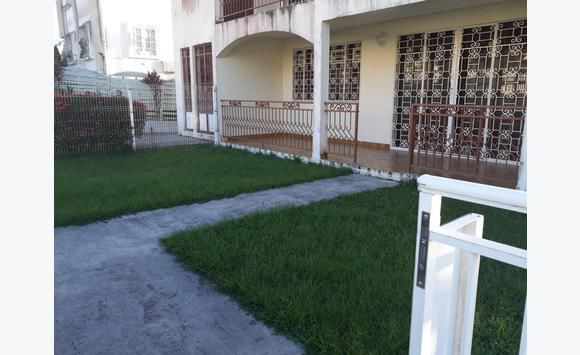 Appartement F2 avec jardin