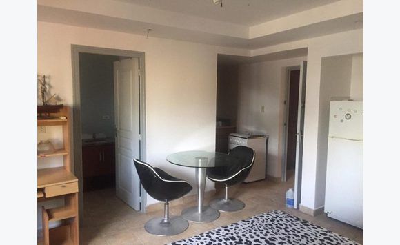 3 studios for rent in Cupecoy 950 USD