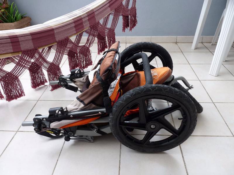 poussette 4x4