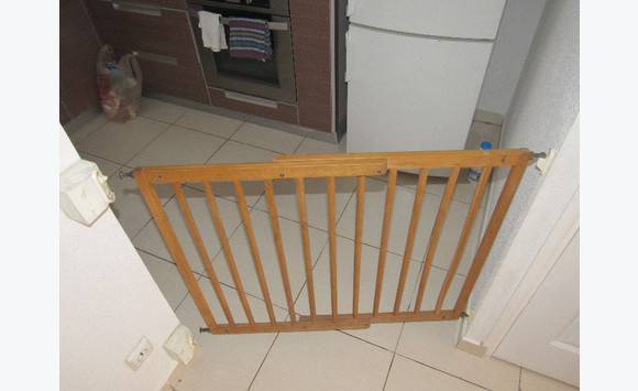 Childcare best sale baby gate