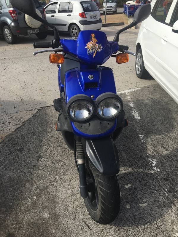 Yamaha 50 cc scooter Motorbikes, scooters & quads Saint Barthélemy