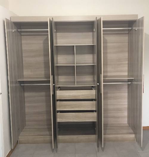 Dressing/armoire neuve mars 2017 Mobilier et équipement d'extérieur