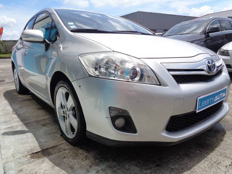 Toyota auris e150