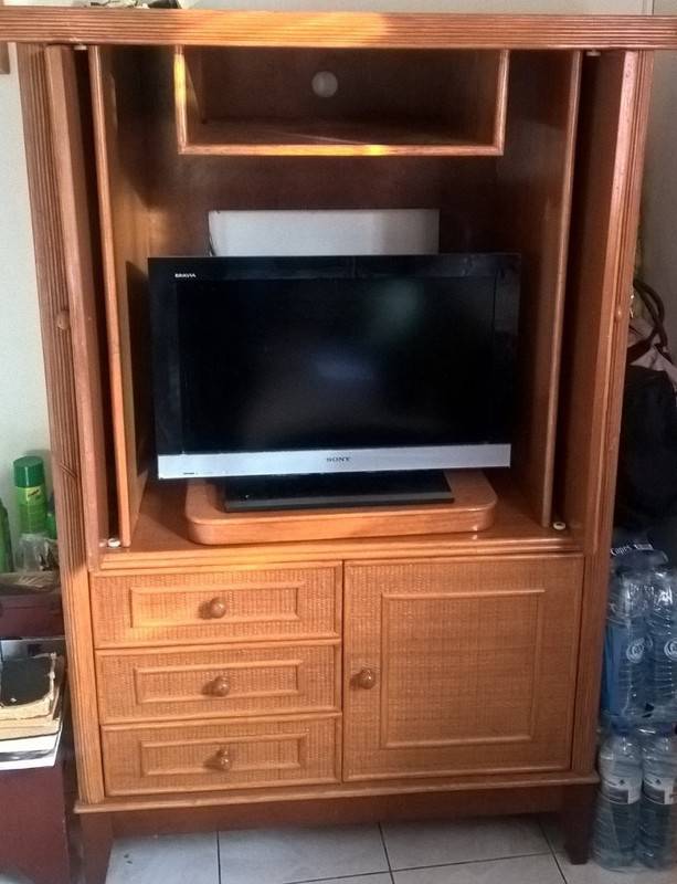 meuble tele en rotin