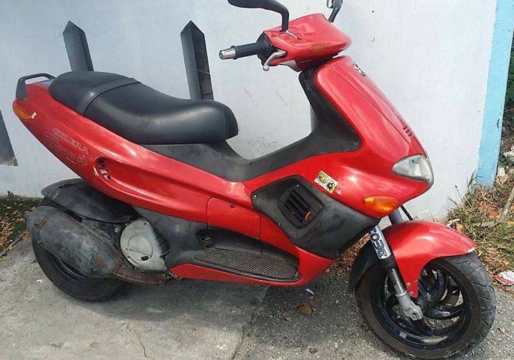 Скутер Gilera Runner