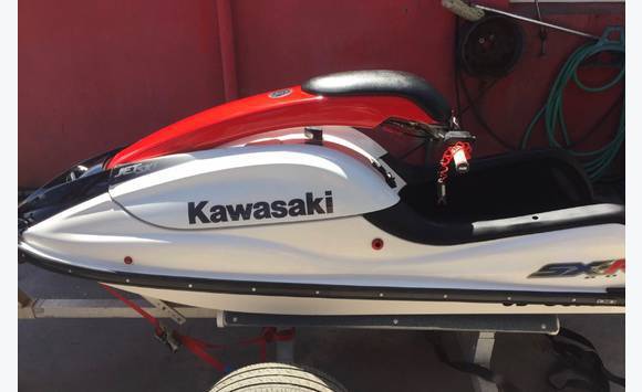 Kawasaki 800 sx - r spray arm - Water - Skis Saint Barthélemy • Cyphoma