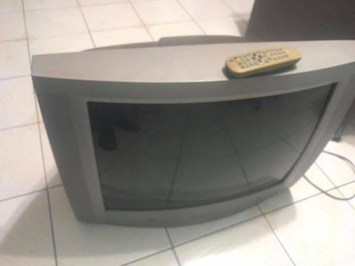 2 Old Models Tv 25