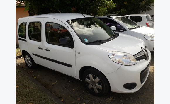 Kangoo Diesel 5 Portes Voitures Martinique Cyphoma