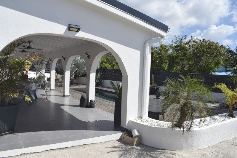 Villa grandcase Sales House Saint Martin • Cyphoma