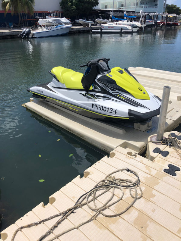 Floating jetski/waverunner dock - Water Scooters - Jet Skis Saint ...