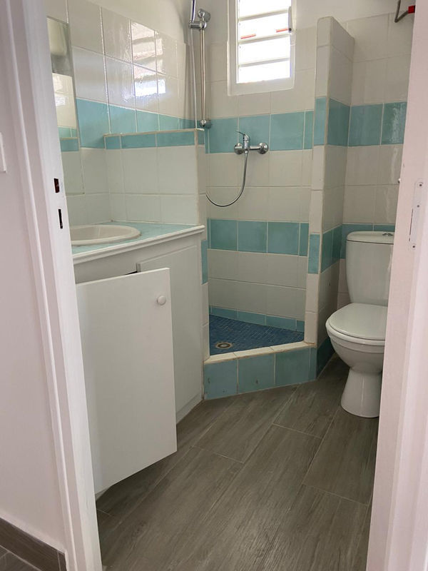 Pretty empty studio for rent concordia Rentals Apartment Saint